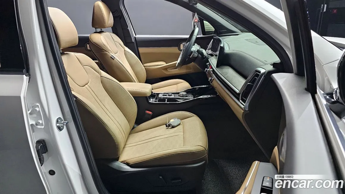 Kia Sorento — фото 10