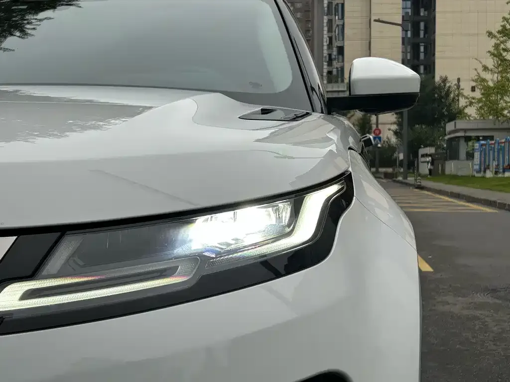 Land Rover Evoque — фото 4