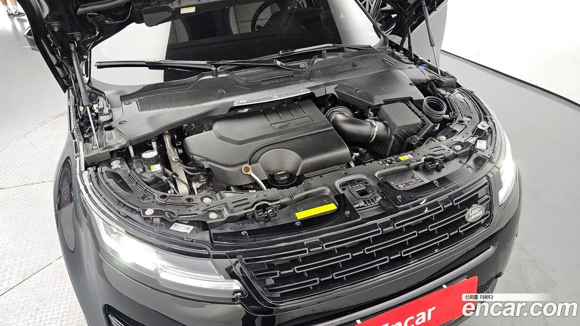 Land Rover Range Rover Evoque — фото 6