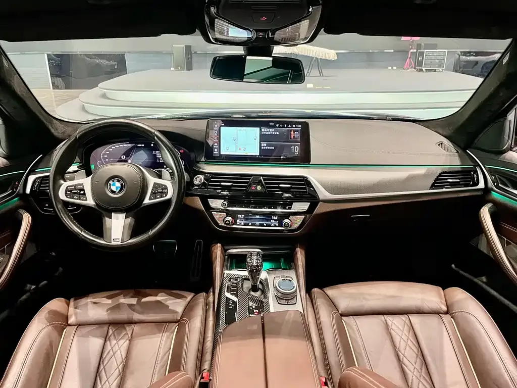 BMW 5 Series (Import) — фото 6