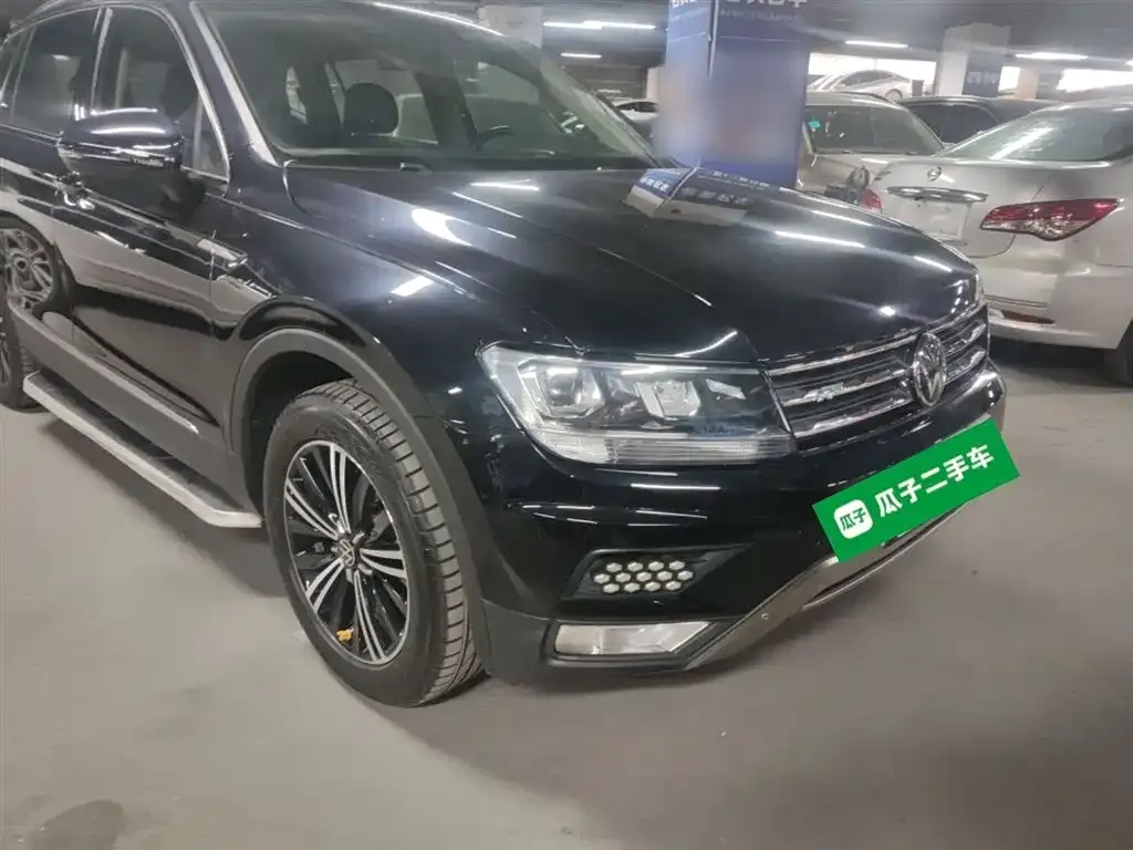 Volkswagen Tiguan L — фото 4