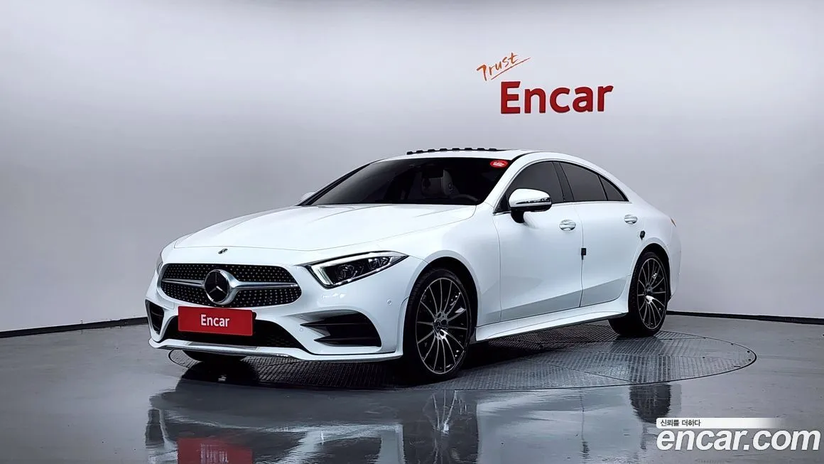 Mercedes-Benz CLS-Class — фото 1