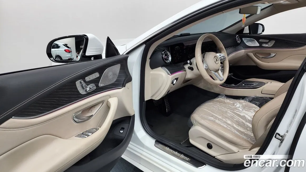 Mercedes-Benz CLS-Class — фото 10