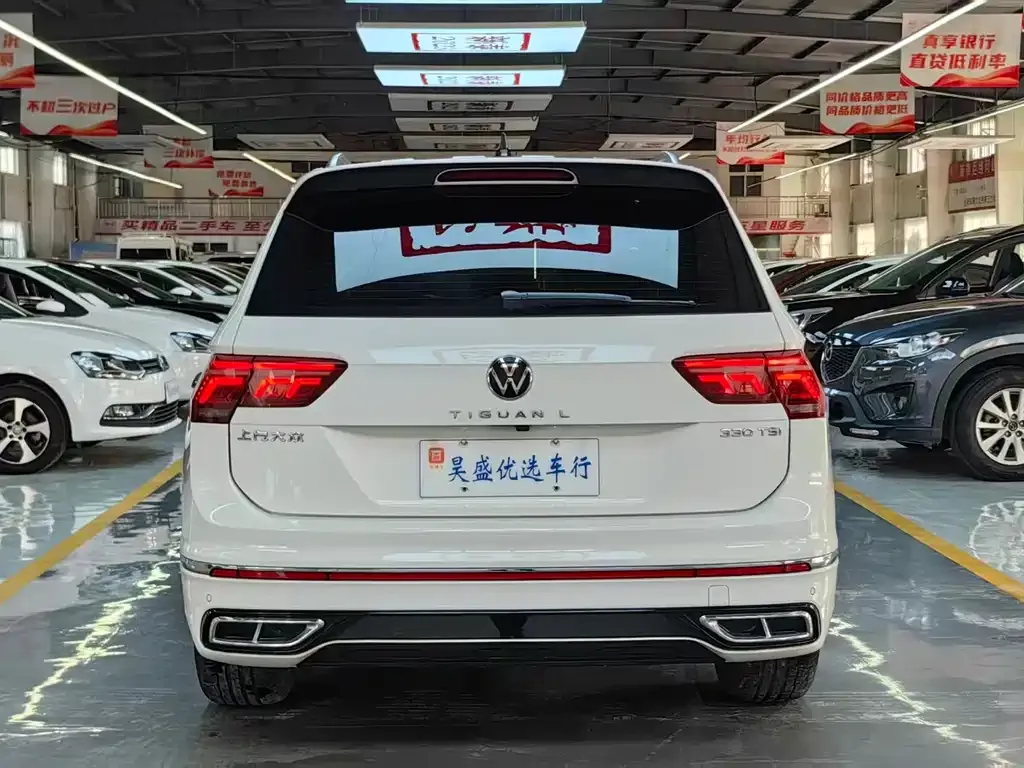Volkswagen Tiguan L — фото 6