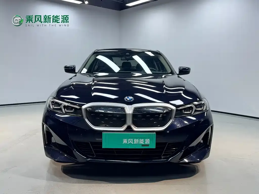 BMW i3 — фото 3