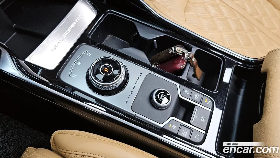 Kia Sorento — фото 9