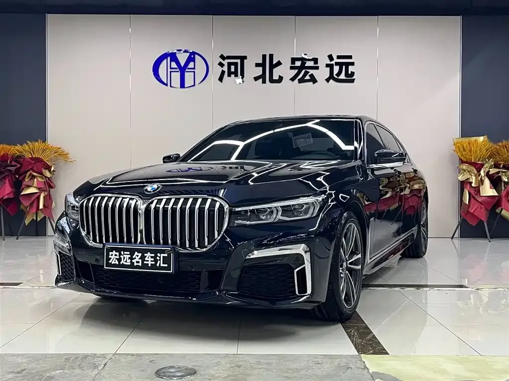 BMW 7 Series — фото 1