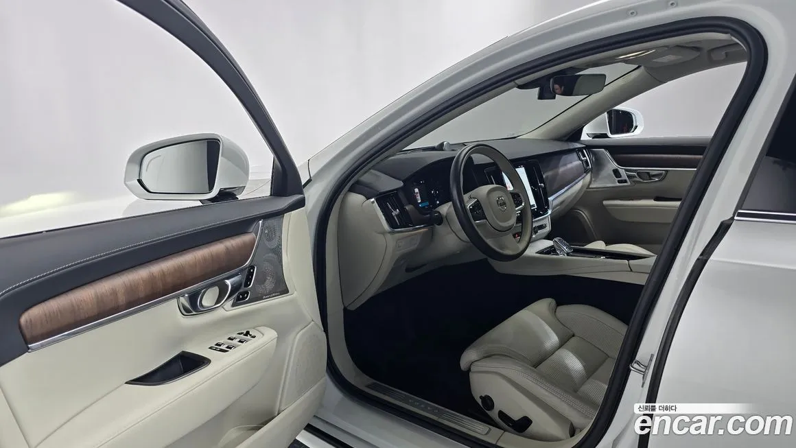 Volvo S90 — фото 10