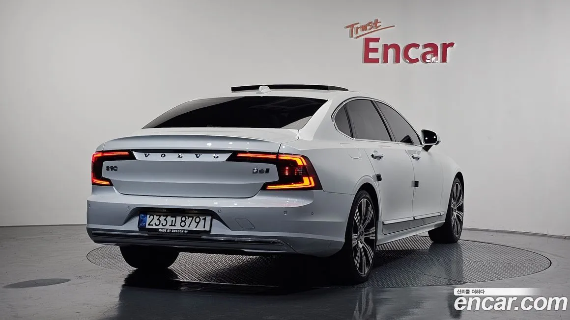 Volvo S90 — фото 2