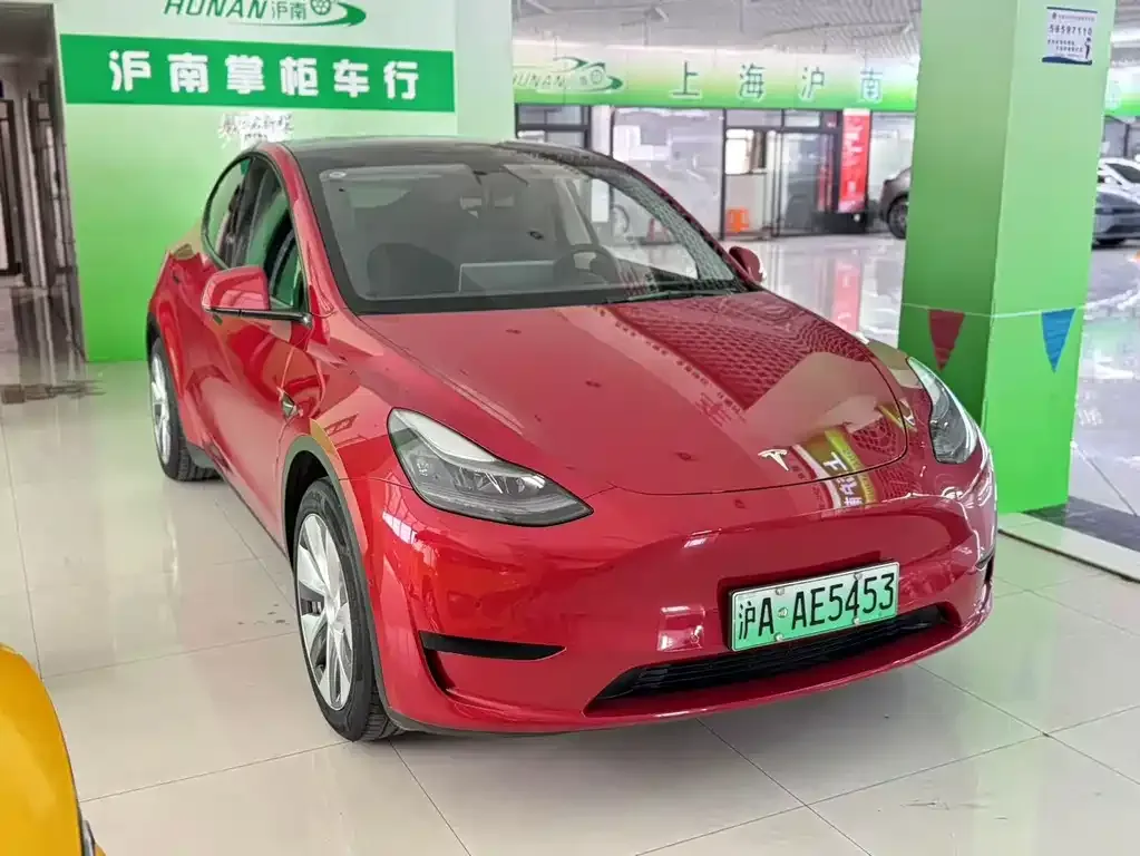 Tesla Model Y — фото 7