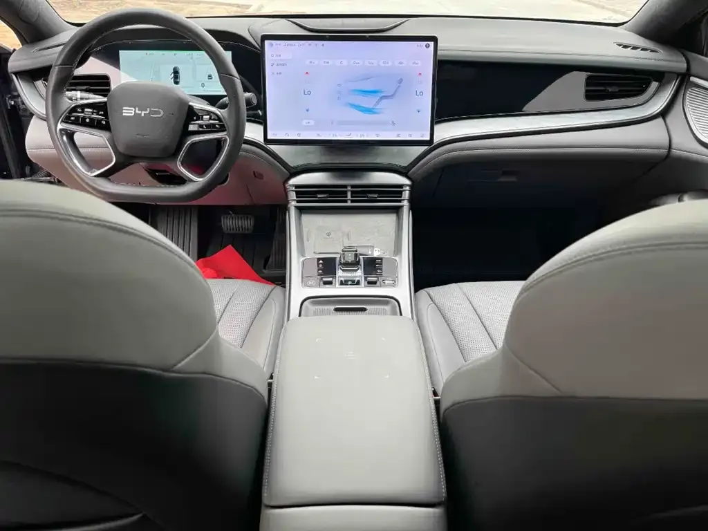 BYD Seal — фото 6