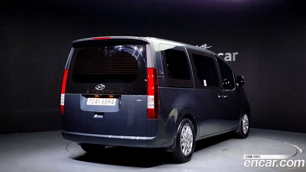 Hyundai Staria — фото 2