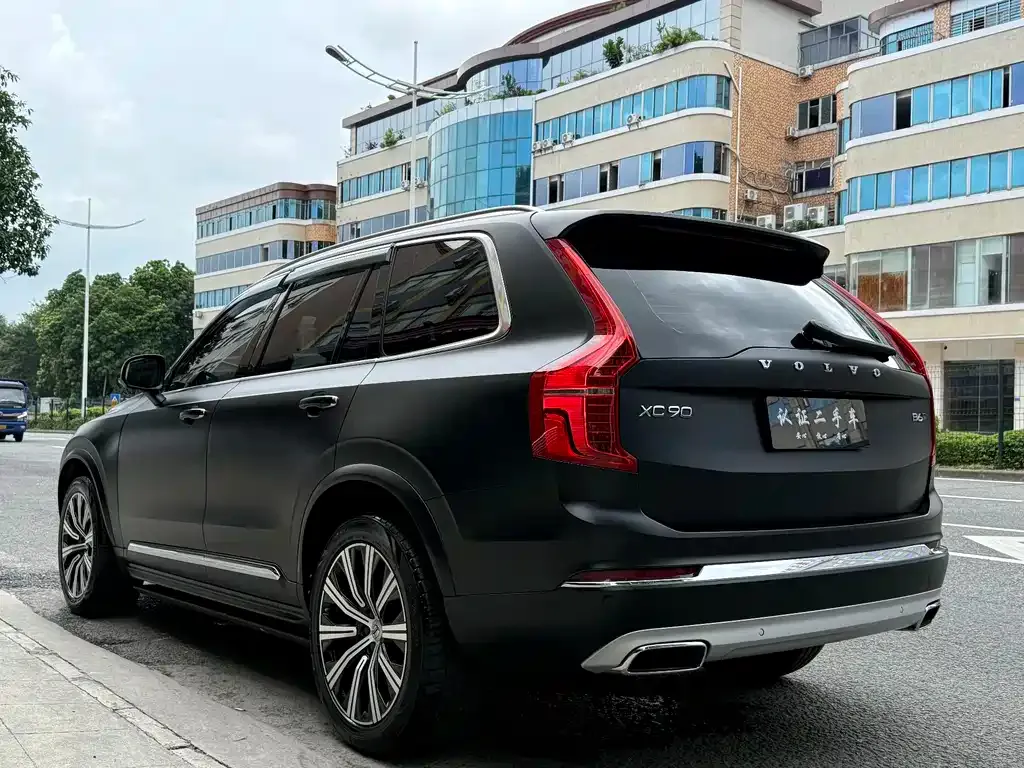 Volvo XC90 — фото 3