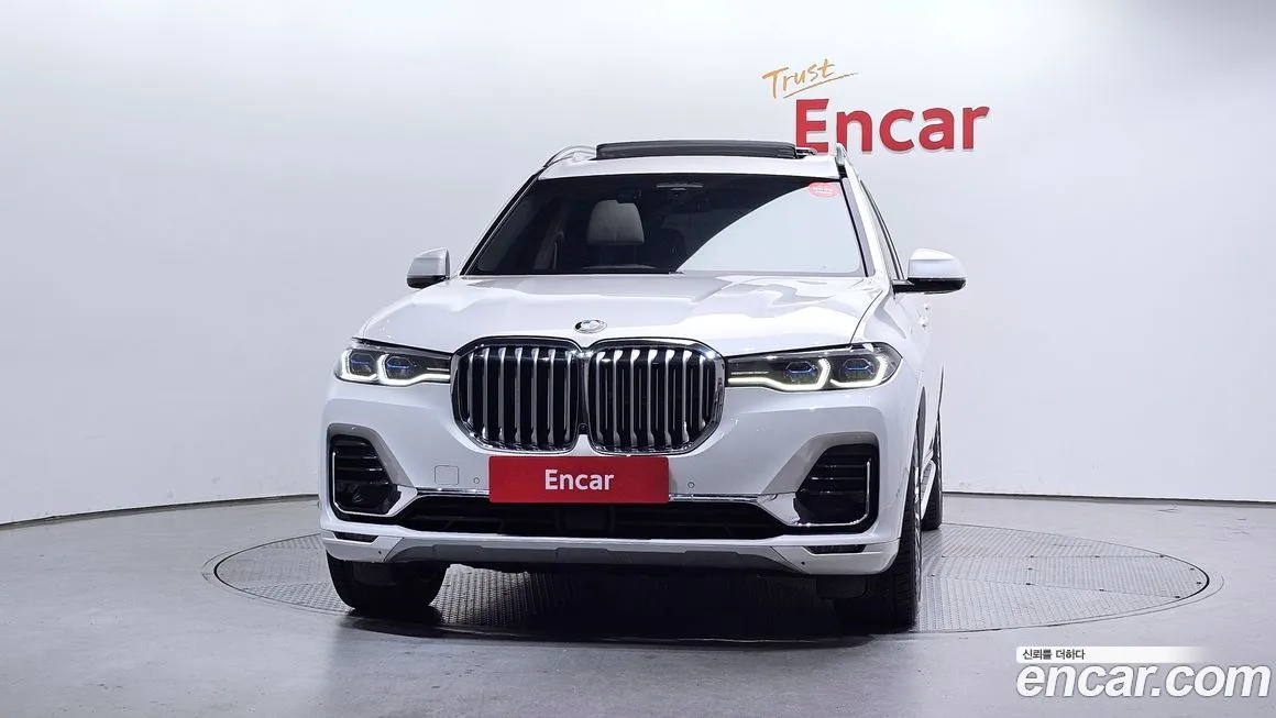BMW X7 — фото 3