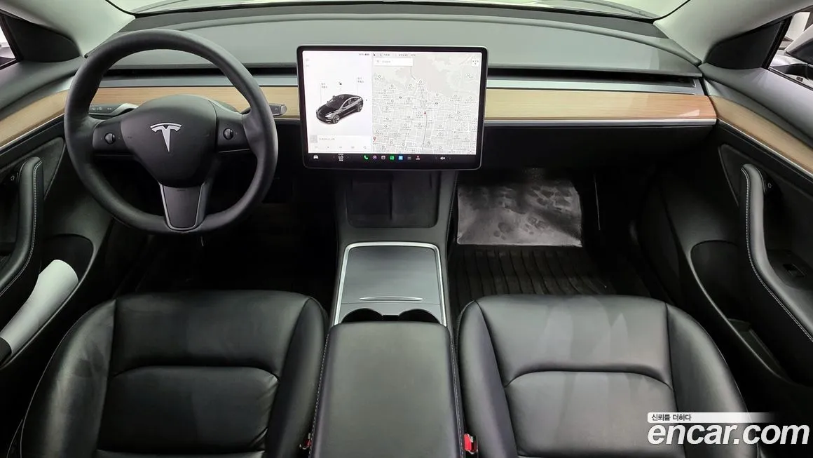 Tesla Model 3 — фото 7