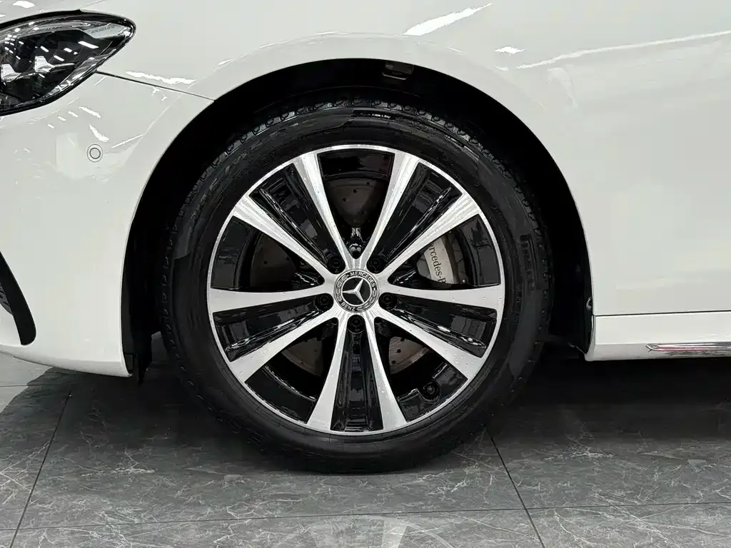 Mercedes-Benz E-Class New Energy — фото 6