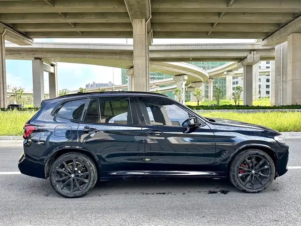 BMW X3 — фото 7