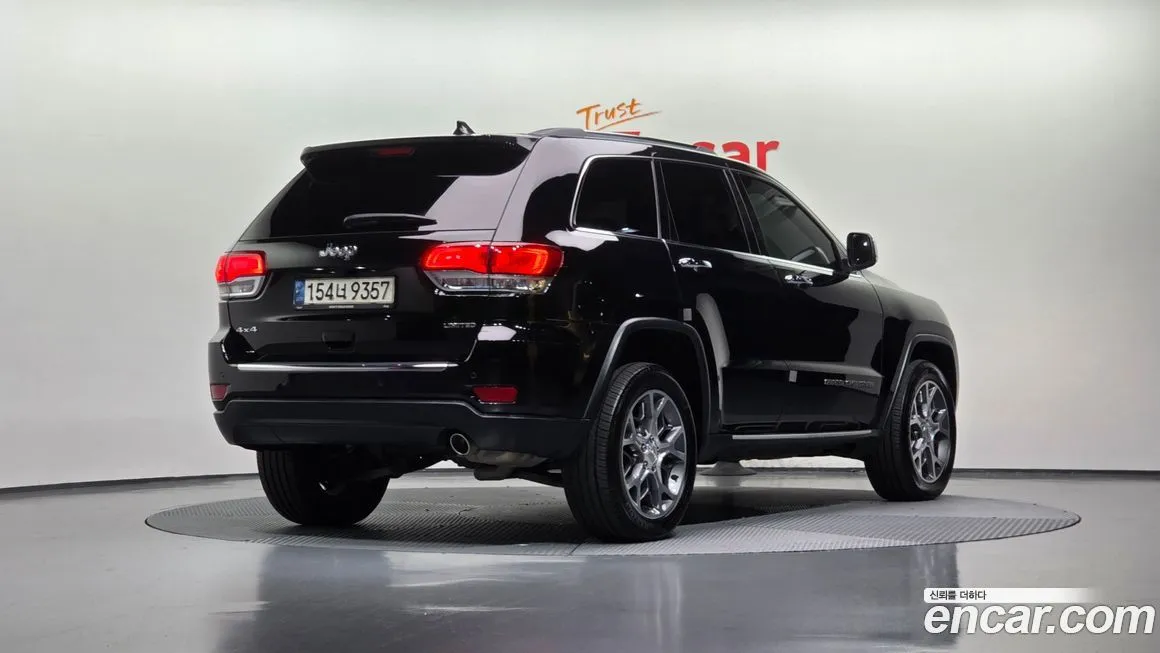 Jeep Cherokee — фото 2