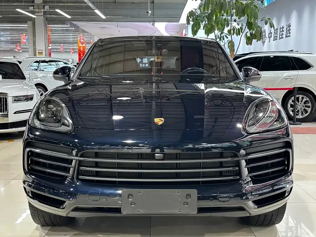 Porsche Cayenne — фото 2