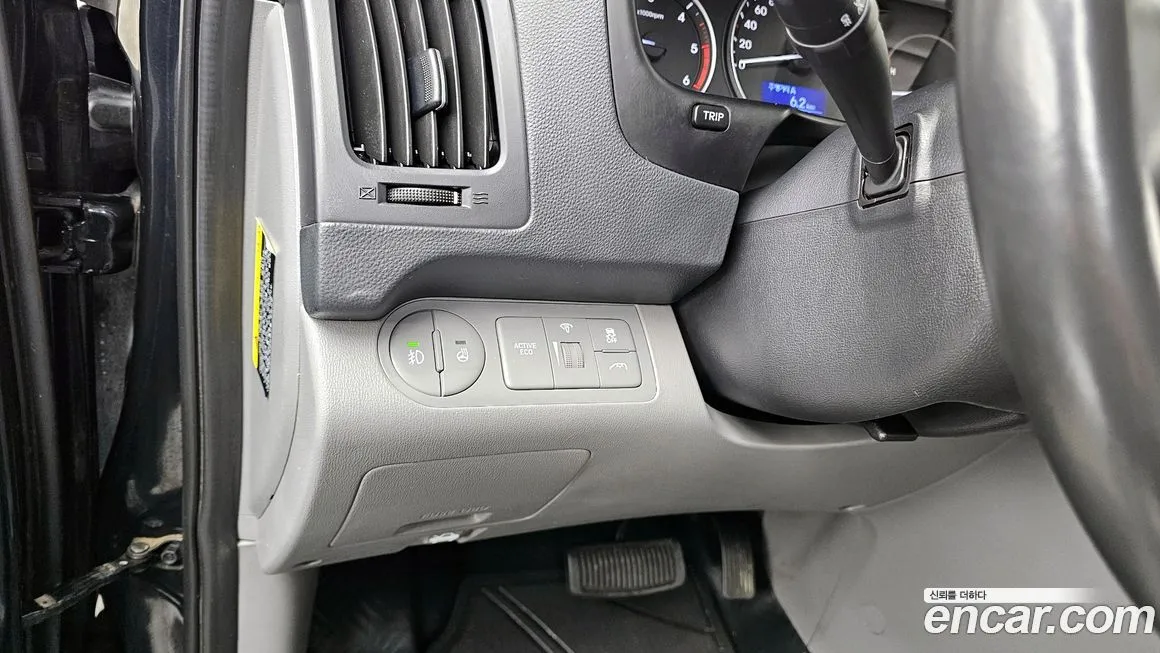 Hyundai Starex — фото 10