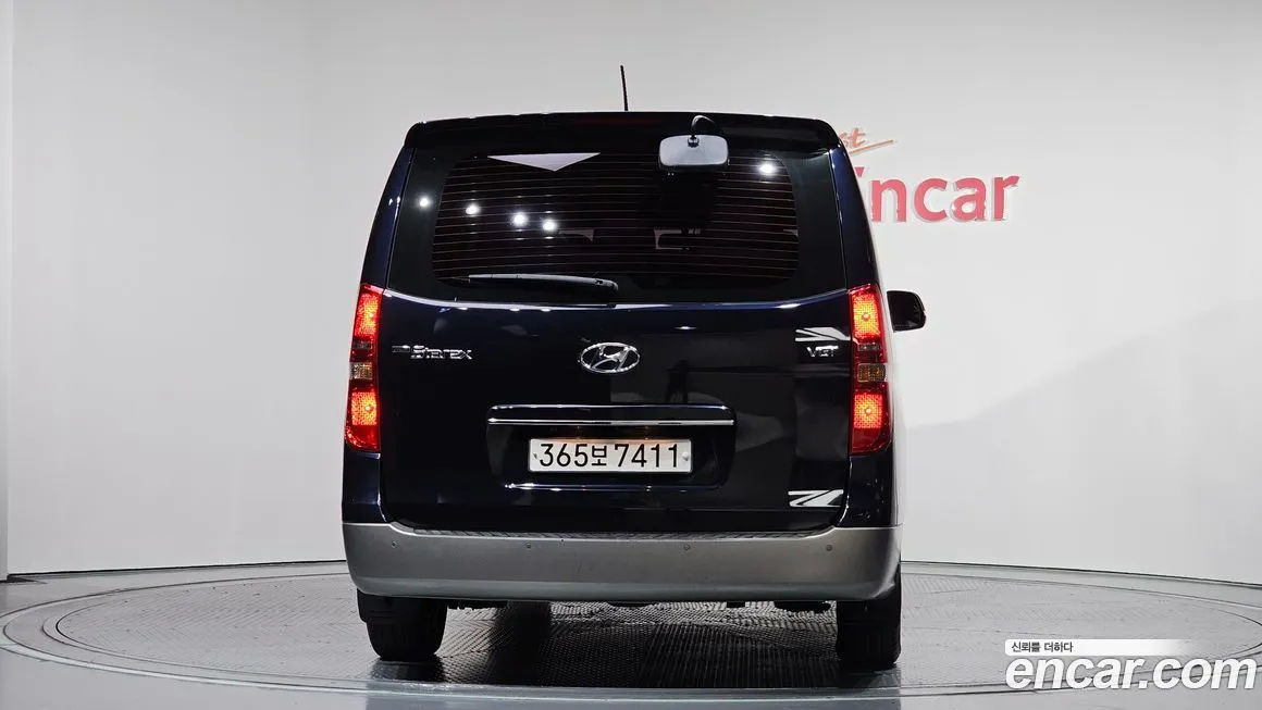 Hyundai Starex — фото 4