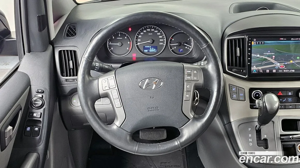 Hyundai Starex — фото 9