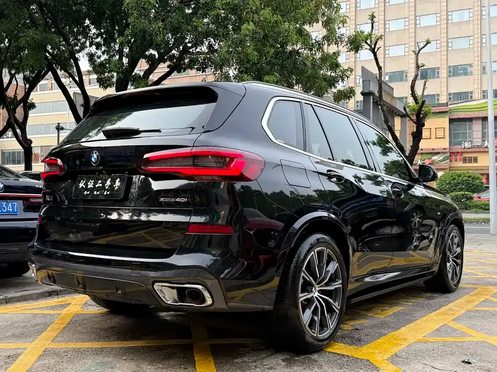 BMW X5 (Import) — фото 5