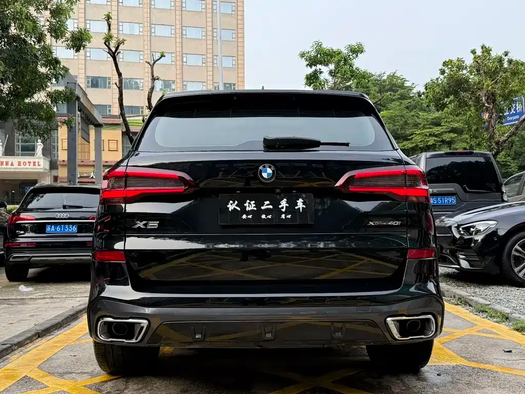 BMW X5 (Import) — фото 6