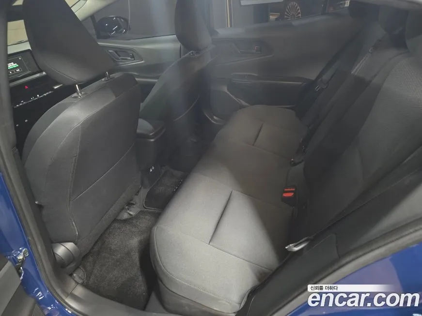 Toyota Prius — фото 6