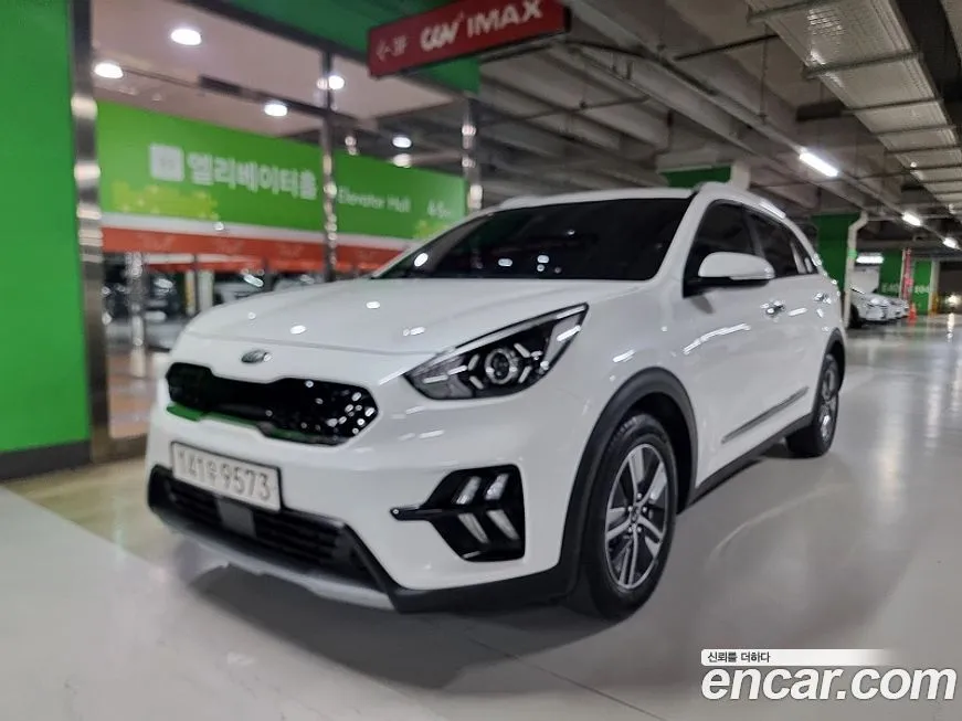 Kia Niro — фото 1
