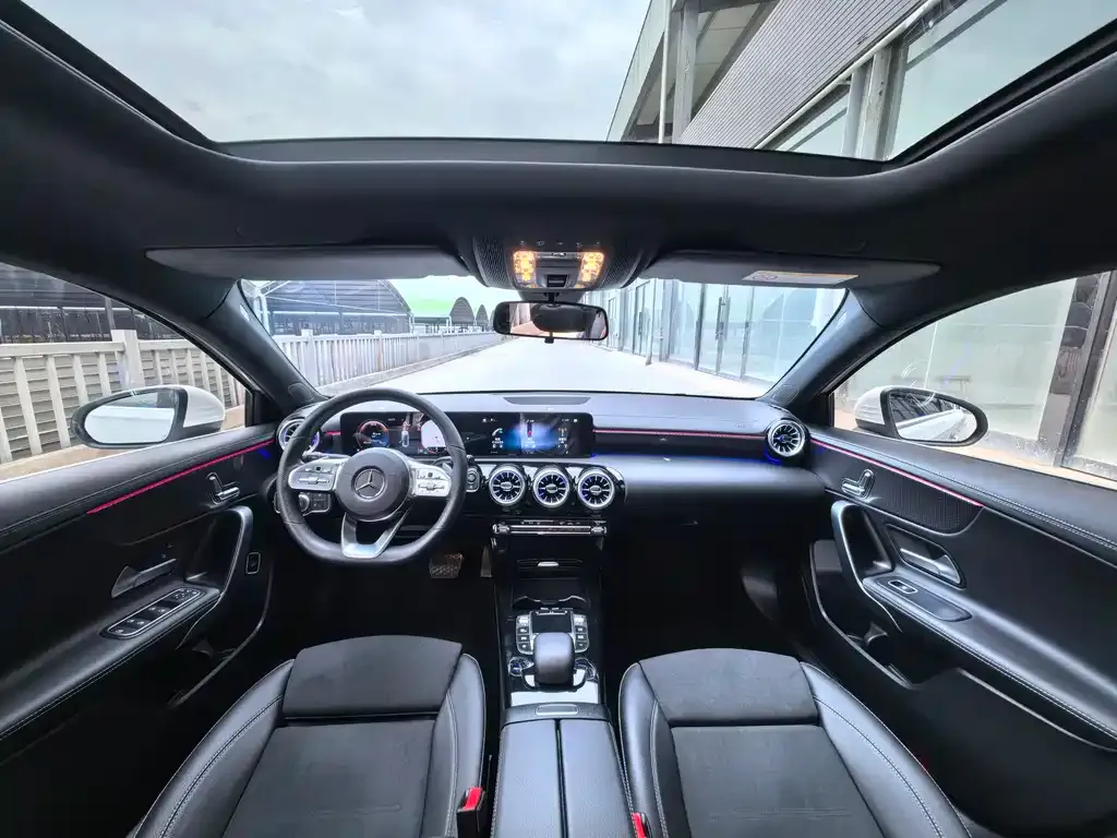 Mercedes-Benz A-Class — фото 10