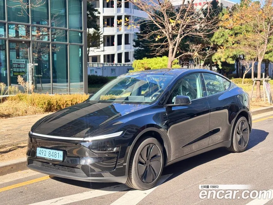 Tesla Model Y — фото 2