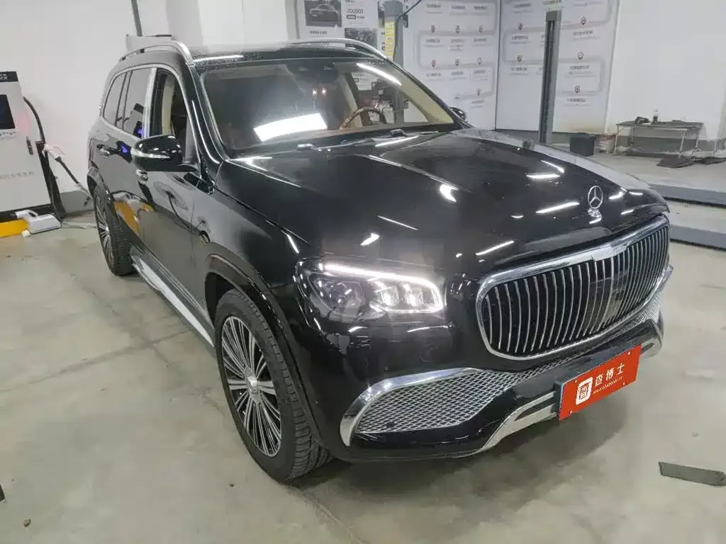Mercedes-Benz GLS — фото 1