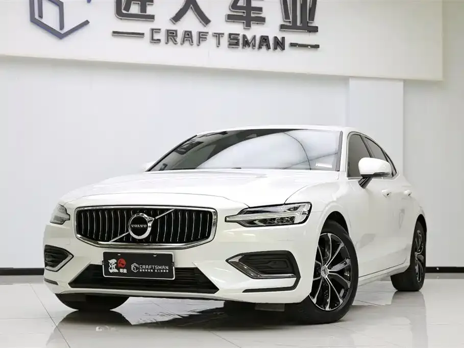 Volvo S60 — фото 2