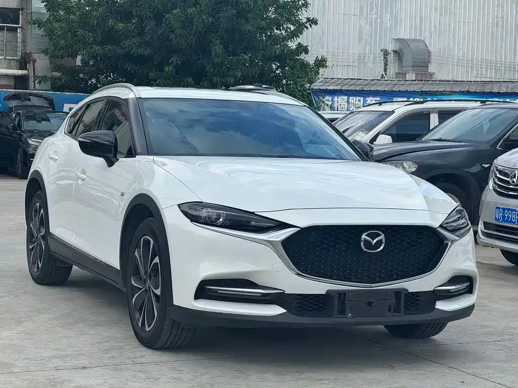 Mazda CX-4 — фото 1