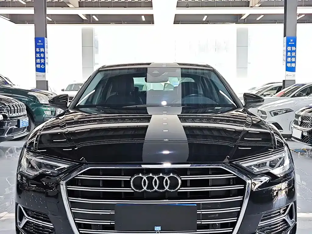 Audi A6L — фото 2