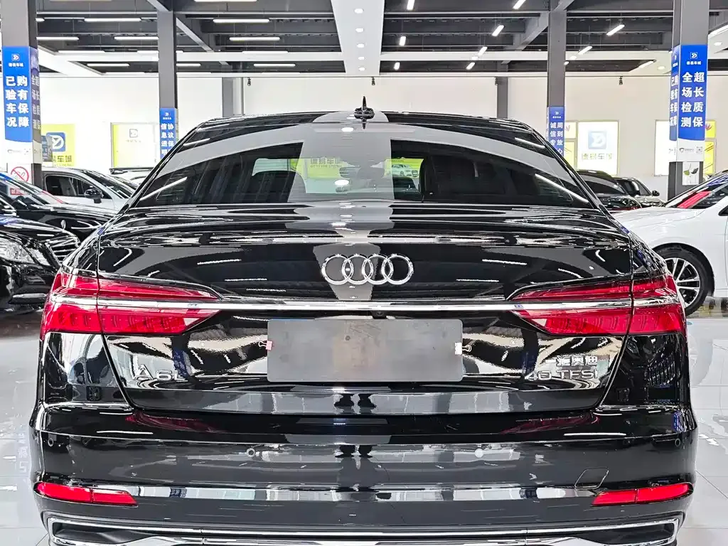 Audi A6L — фото 8