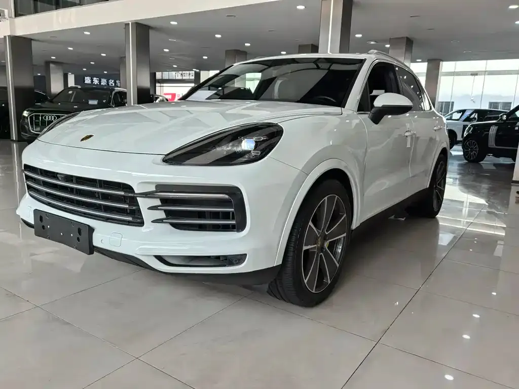 Porsche Cayenne Hybrid — фото 1