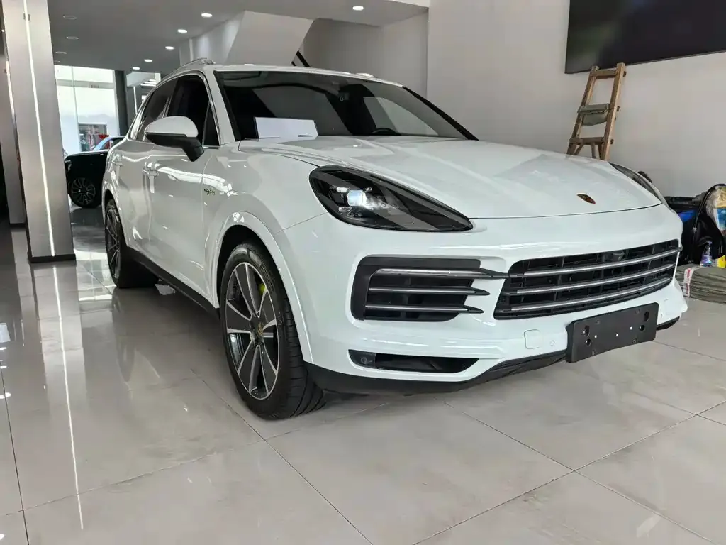 Porsche Cayenne Hybrid — фото 3