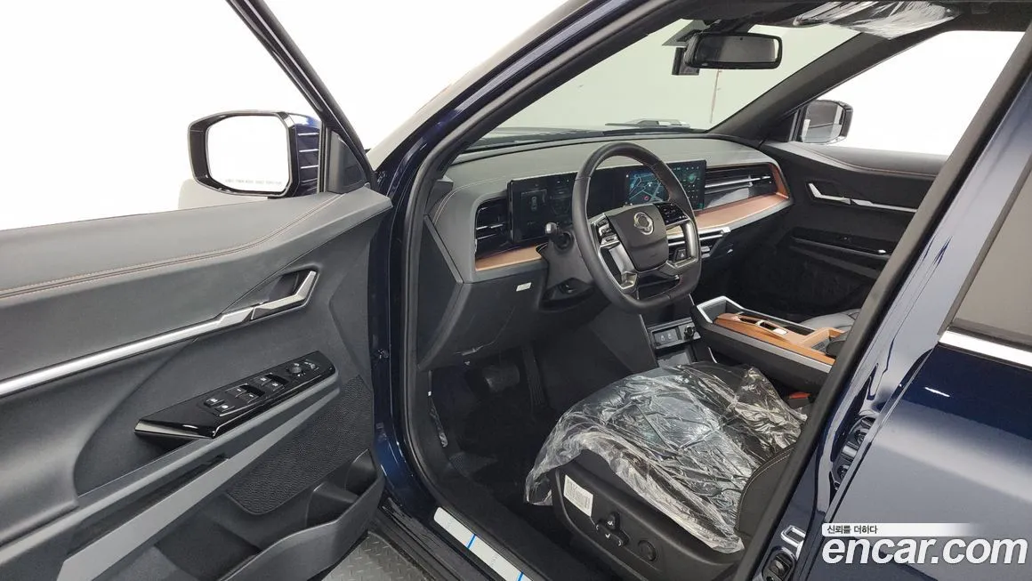 KG Mobility (Ssangyong) Torres — фото 10