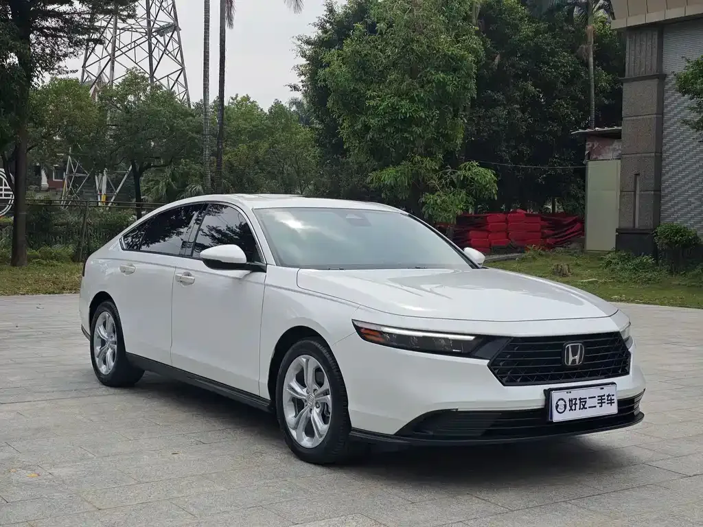 Honda Accord — фото 3