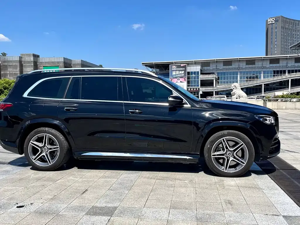 Mercedes-Benz GLS — фото 4