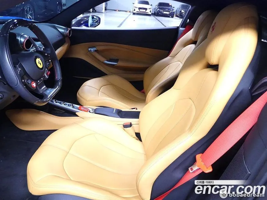 Ferrari F8 — фото 8