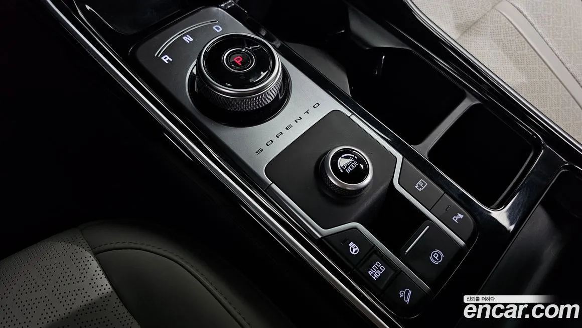Kia Sorento — фото 9