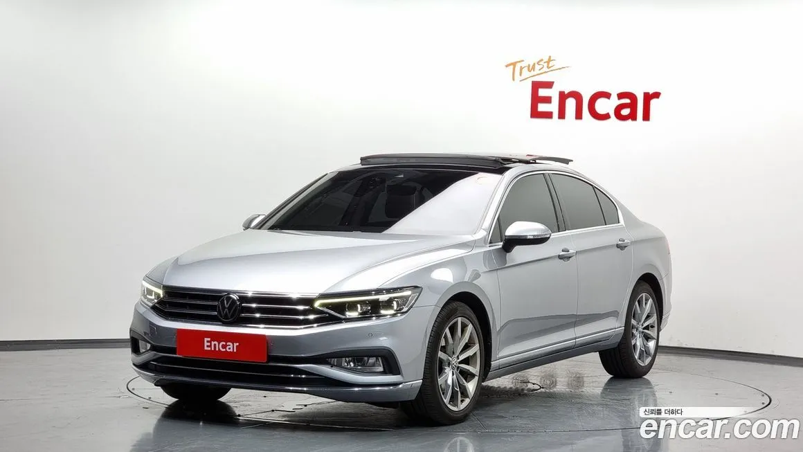 Volkswagen Passat — фото 1