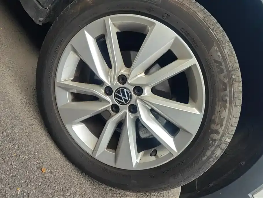 Volkswagen T-Cross — фото 6