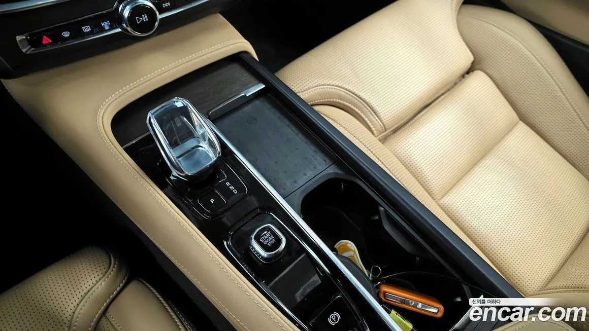 Volvo S90 — фото 9