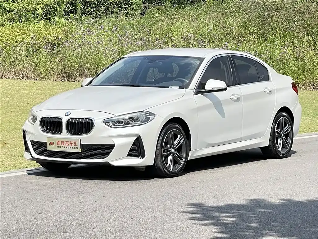BMW 1 Series — фото 1