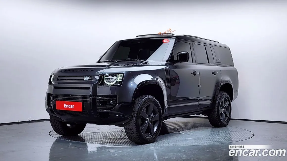 Land Rover Defender — фото 1