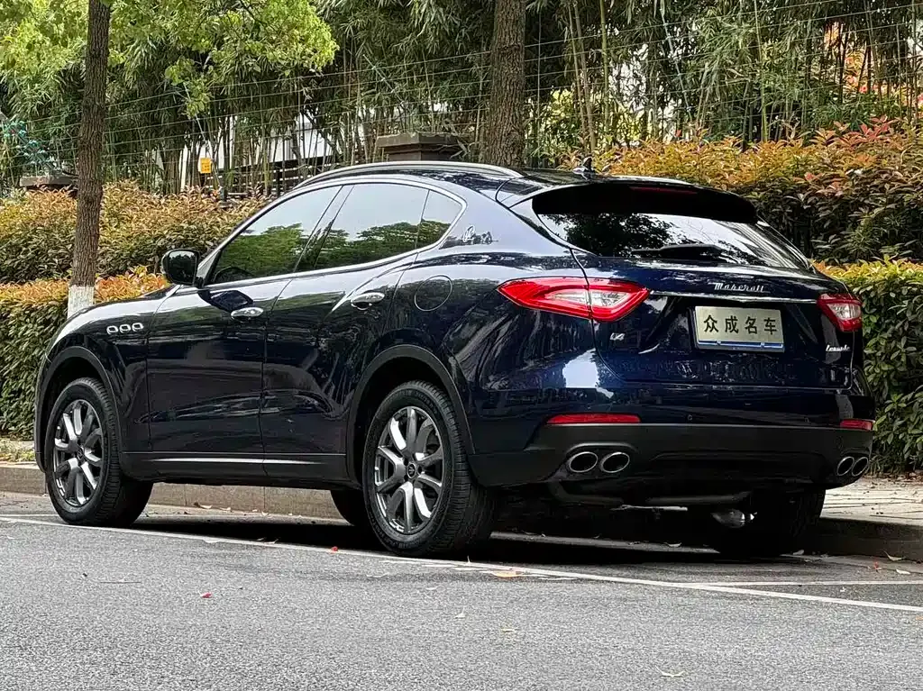 Maserati Levante — фото 5
